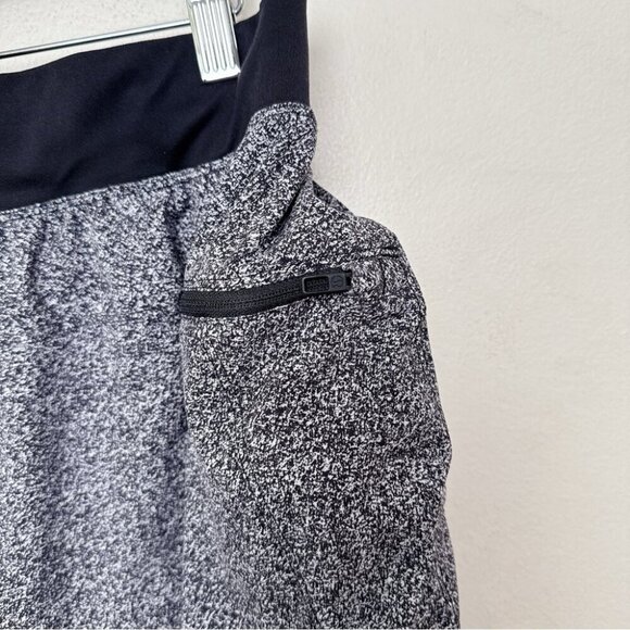 Lululemon Mens Medium T.H.E. Short Linerless 7" Carbon Mist Alpine - Picture 9 of 12